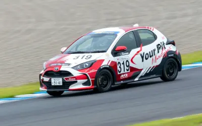 モータースポーツ「Yaris Cup 2025 関東シリーズ第1戦」の写真撮影を行いました。