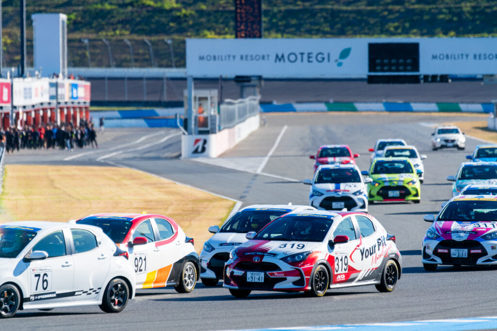 モータースポーツ「Yaris Cup 2024 関東シリーズ第3戦」の写真撮影を行いました。